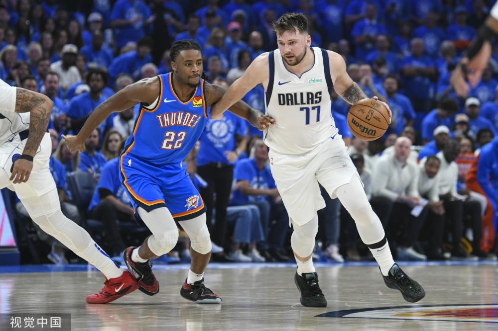 得格外刺眼 得格外刺眼