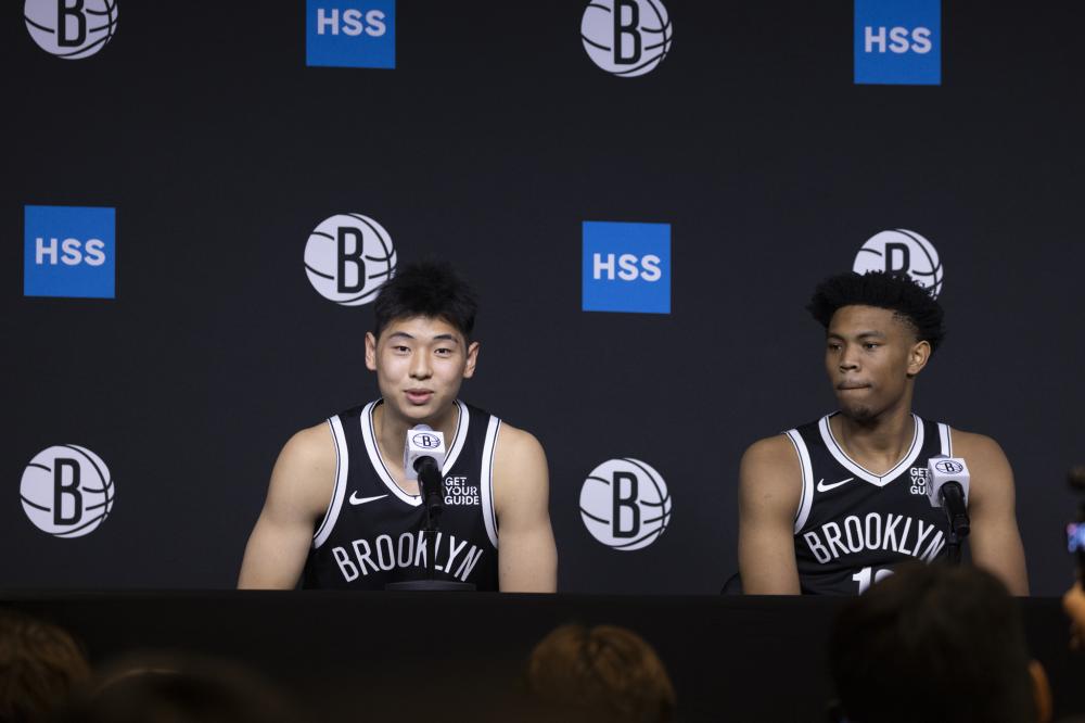 场上再创佳 场上再创佳